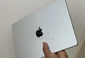 New Laptop Apple MacBook Pro 2024 M4 16GB Apple M4 Pro SSD 512GB