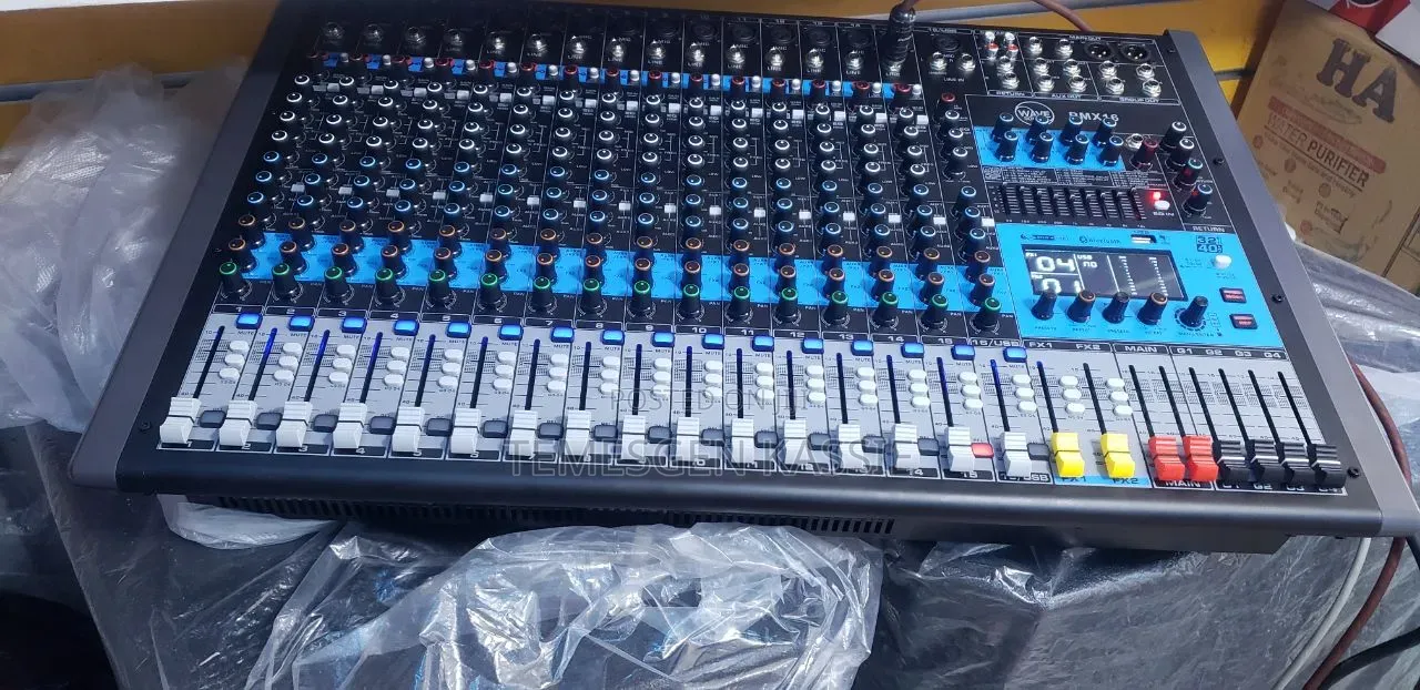 Professional Powered Mixer