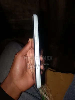New Tecno Camon 20 Pro 256 GB White