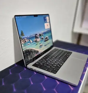 New Laptop Apple MacBook Pro 2024 M4 16GB Apple M4 Pro SSD 512GB