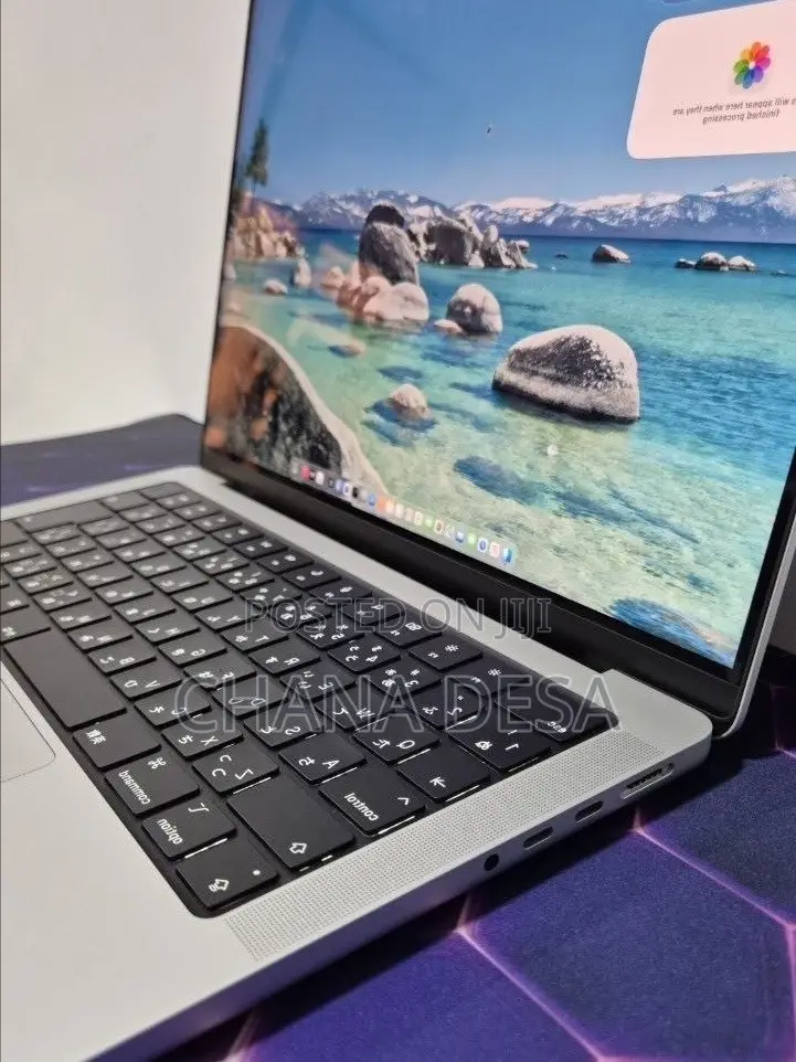 New Laptop Apple MacBook Pro 2024 M4 16GB Apple M4 Pro SSD 512GB
