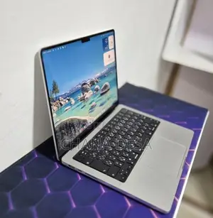 New Laptop Apple MacBook Pro 2024 M4 16GB Apple M4 Pro SSD 512GB