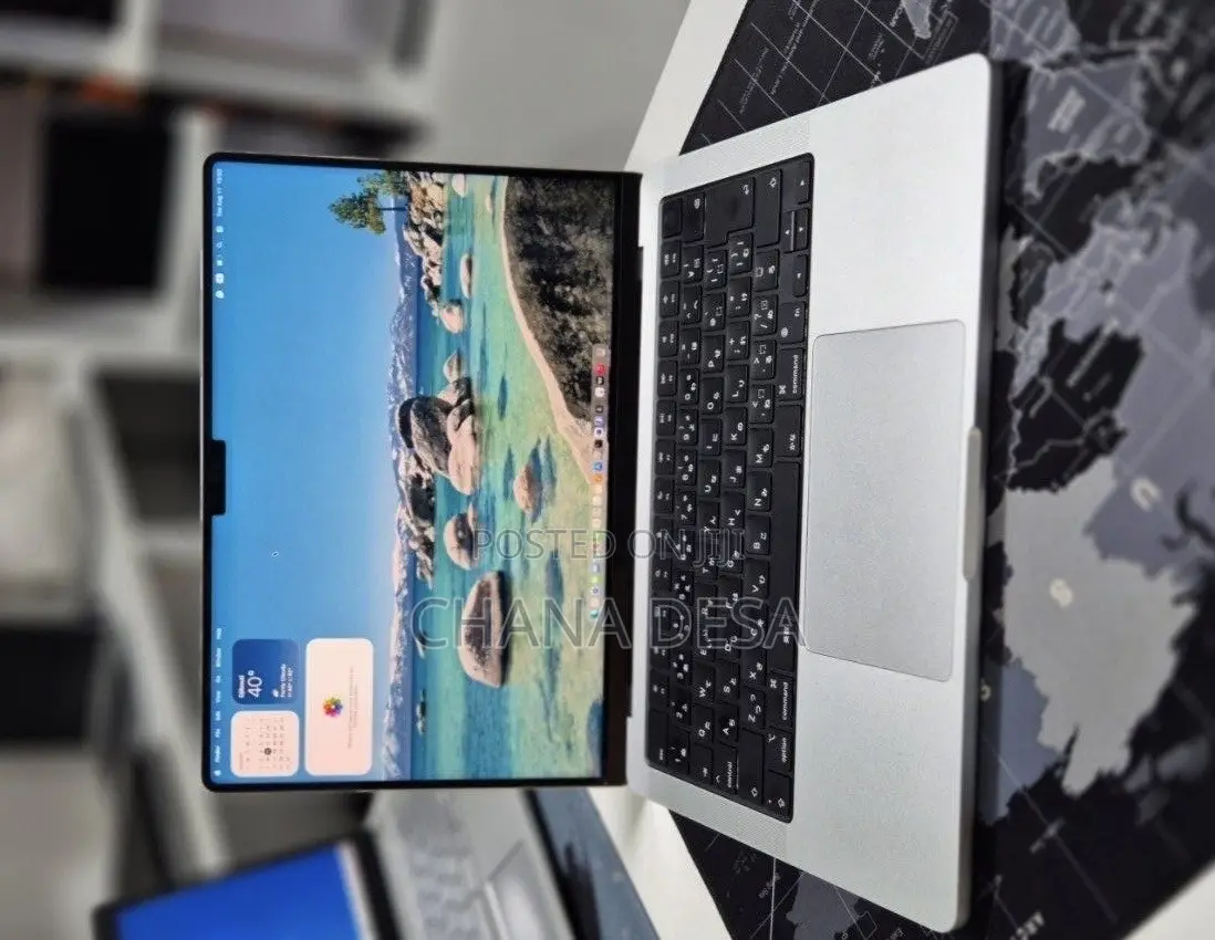 New Laptop Apple MacBook Pro 2024 M4 16GB Apple M4 Pro SSD 512GB