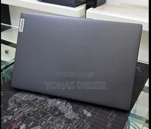 New Laptop Lenovo A10 8GB Intel Core i5 SSD 512GB