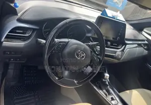 Toyota C-HR 2020 Gray