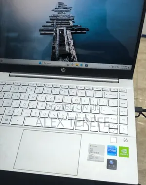 New Laptop HP Pavilion 14 16GB Intel Core i5 SSD 512GB