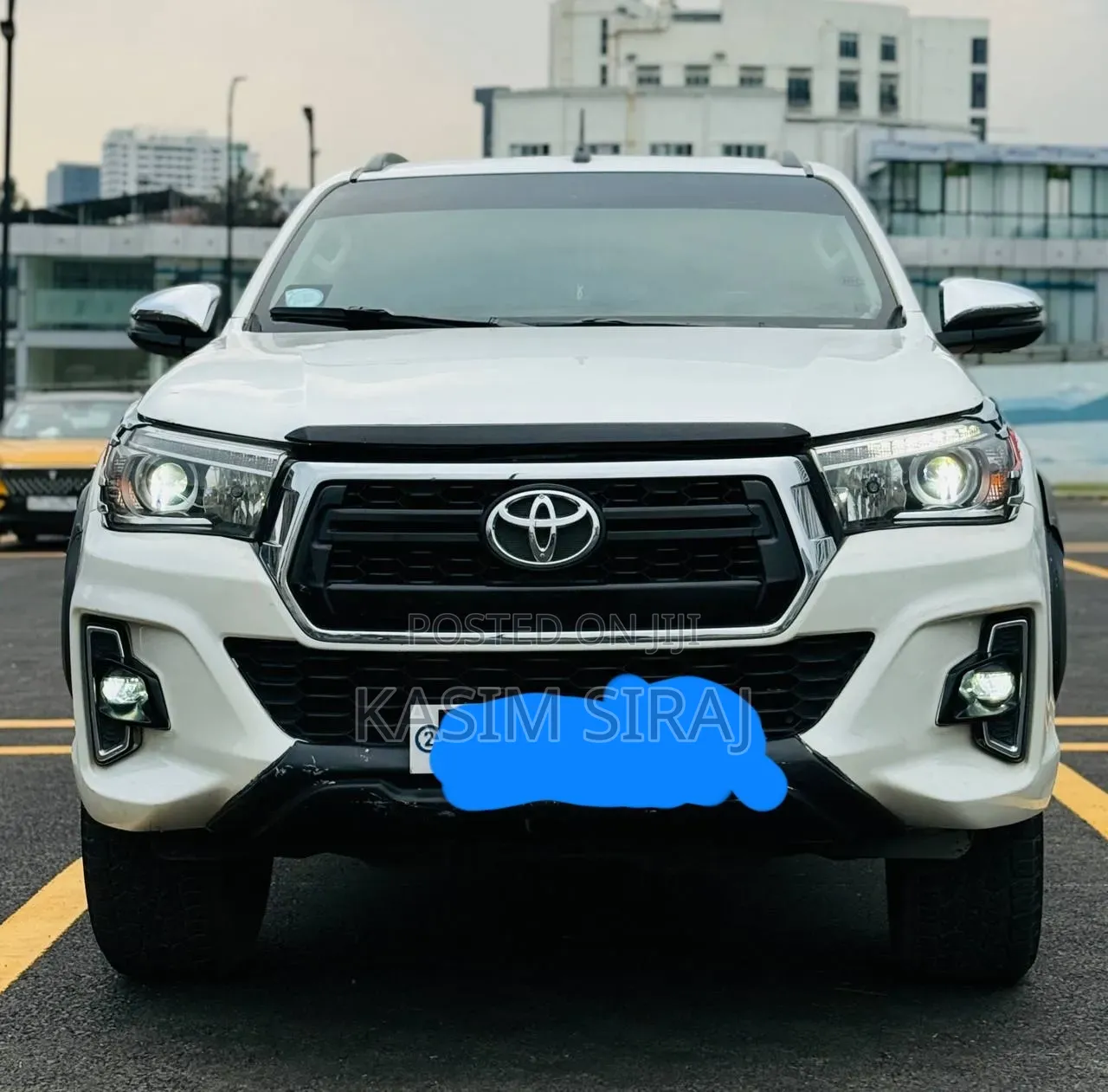 Toyota Hilux 2019 White