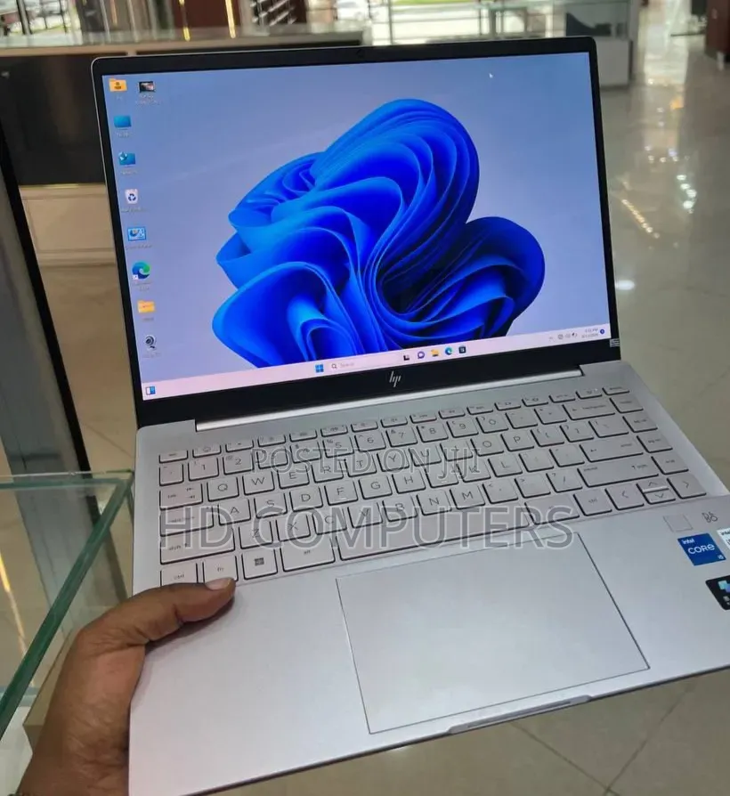 New Laptop HP Pavilion 14 16GB Intel Core i5 SSD 1T