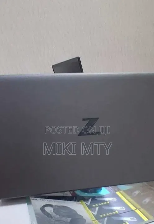 New Laptop HP ZBook 14 16GB Intel Core i7 SSD 512GB