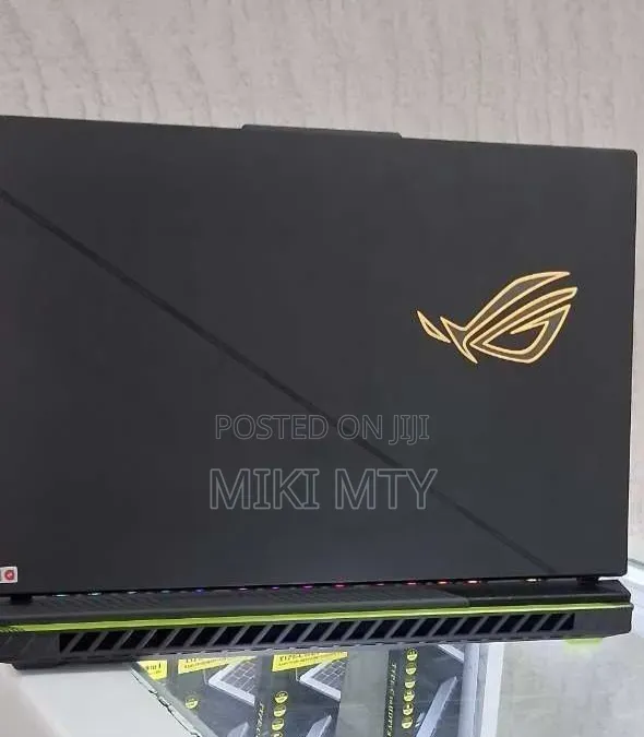 New Laptop Asus ROG Strix G15 16GB Intel Core i9 SSD 1T