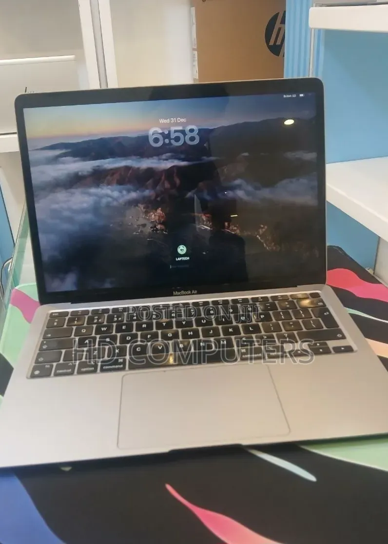 New Laptop Apple MacBook Air 2020 M1 8GB Apple M1 SSD 256GB