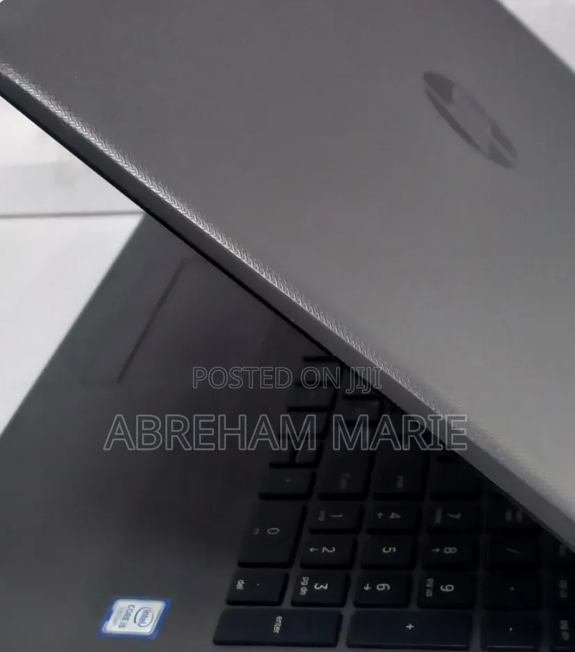 New Laptop HP Pavilion 15 4GB Intel Core i5 SSD 128GB