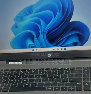 New Laptop HP Pavilion 15 4GB Intel Core i5 SSD 128GB