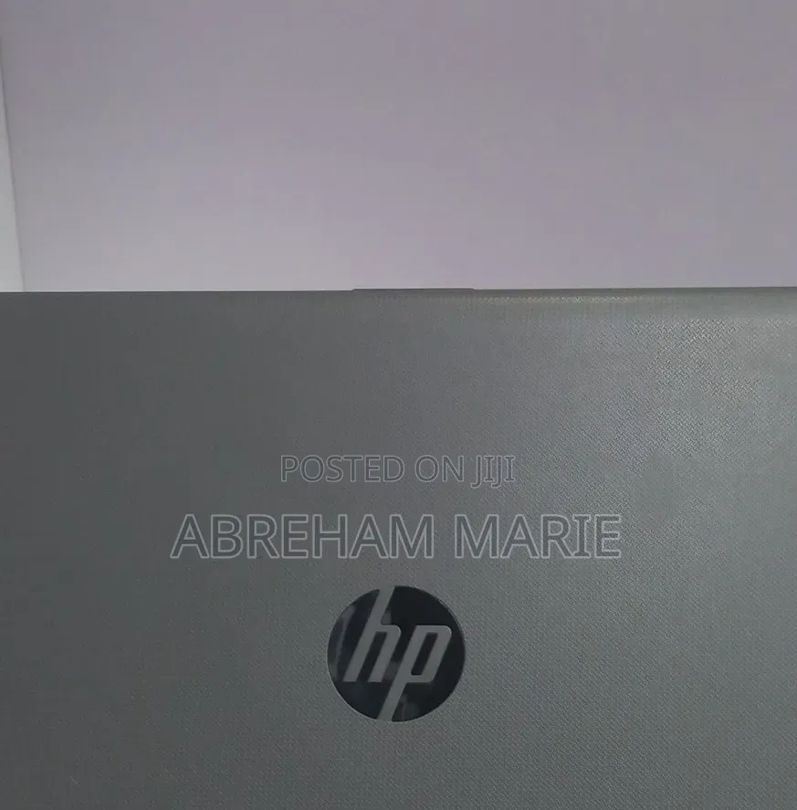 New Laptop HP Pavilion 15 4GB Intel Core i5 SSD 128GB
