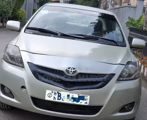 Toyota Yaris 2007 Ivory