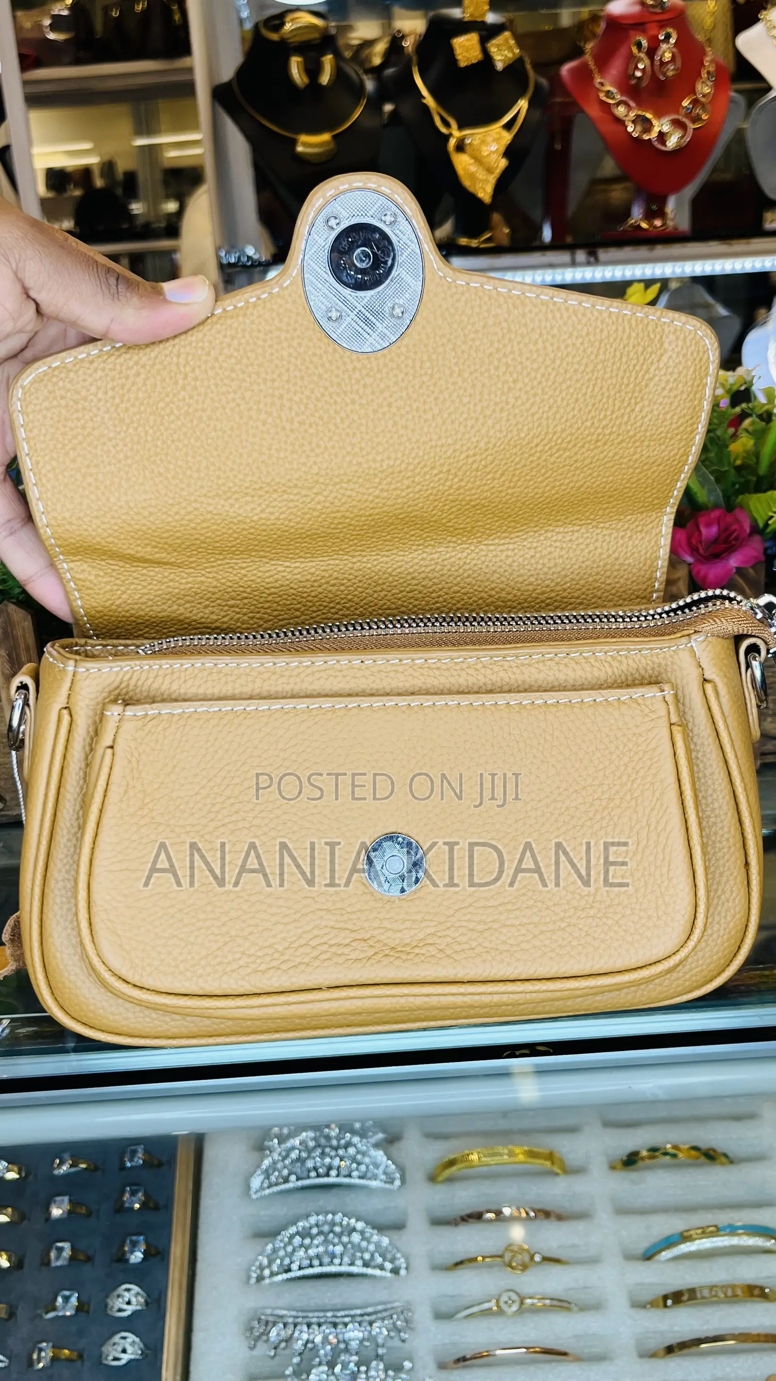 ዝንጥ ያለ Original Leather Bag