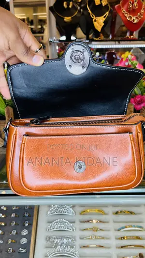 ዝንጥ ያለ Original Leather Bag