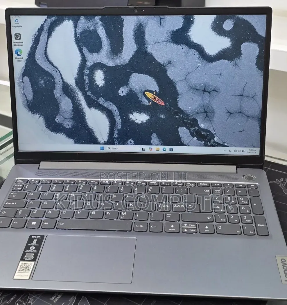 New Laptop Lenovo Ideapad 3 8GB Intel Core i5 SSD 512GB