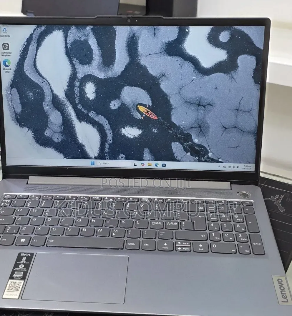 New Laptop Lenovo Ideapad 3 8GB Intel Core i5 SSD 512GB