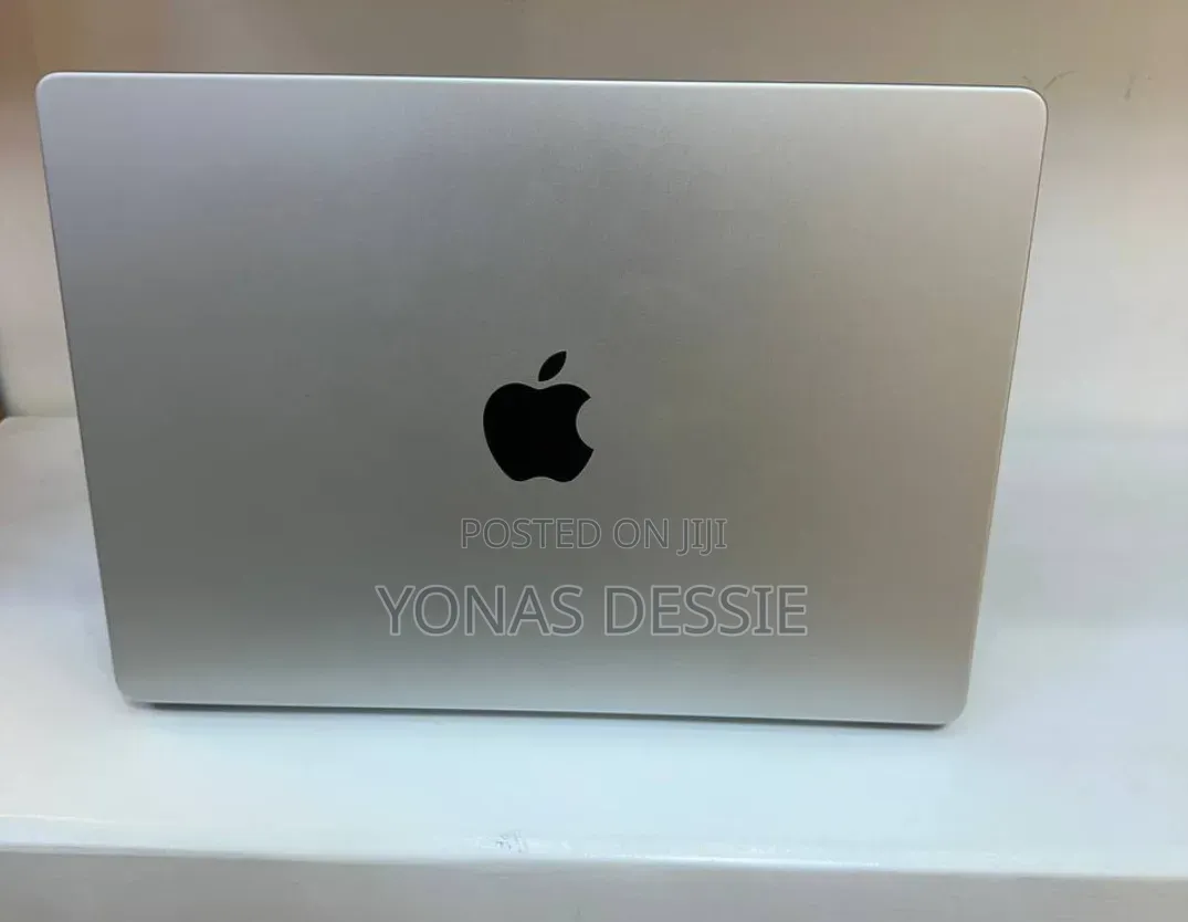 New Laptop Apple MacBook Pro 2021 M1 8GB Apple M1 Pro SSD 256GB