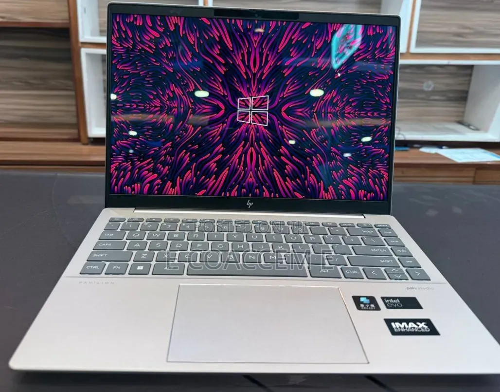 New Laptop HP 32GB Intel Core Ultra 7 SSD 1T