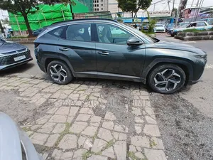 Hyundai Tucson SE 2022 Gray
