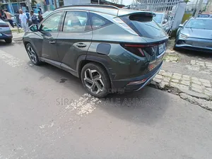 Hyundai Tucson SE 2022 Gray
