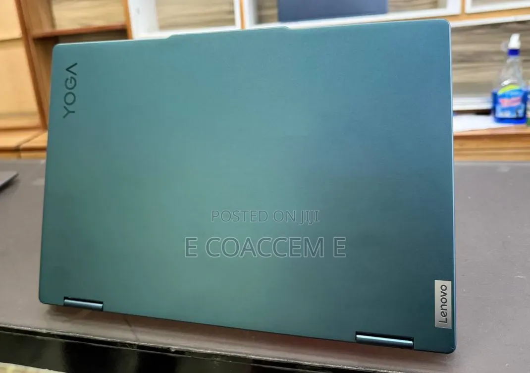 New Laptop Lenovo 16GB Intel Core Ultra 7 SSD 512GB