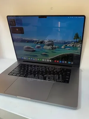 Laptop Apple MacBook Pro 2017 16GB Intel Core i5 SSD 512GB
