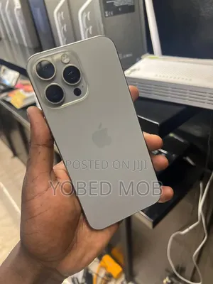 Apple iPhone 15 Pro Max 256 GB