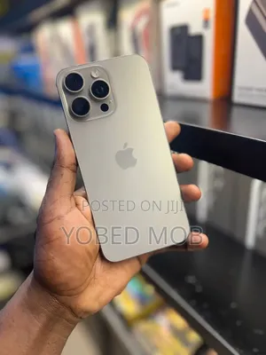 Apple iPhone 15 Pro Max 256 GB