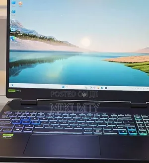 New Laptop Asus ROG Strix G15 16GB AMD Ryzen 7 SSD 1T