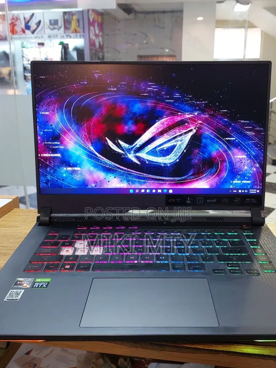 New Laptop Asus ROG Strix G15 16GB AMD Ryzen 7 SSD 1T