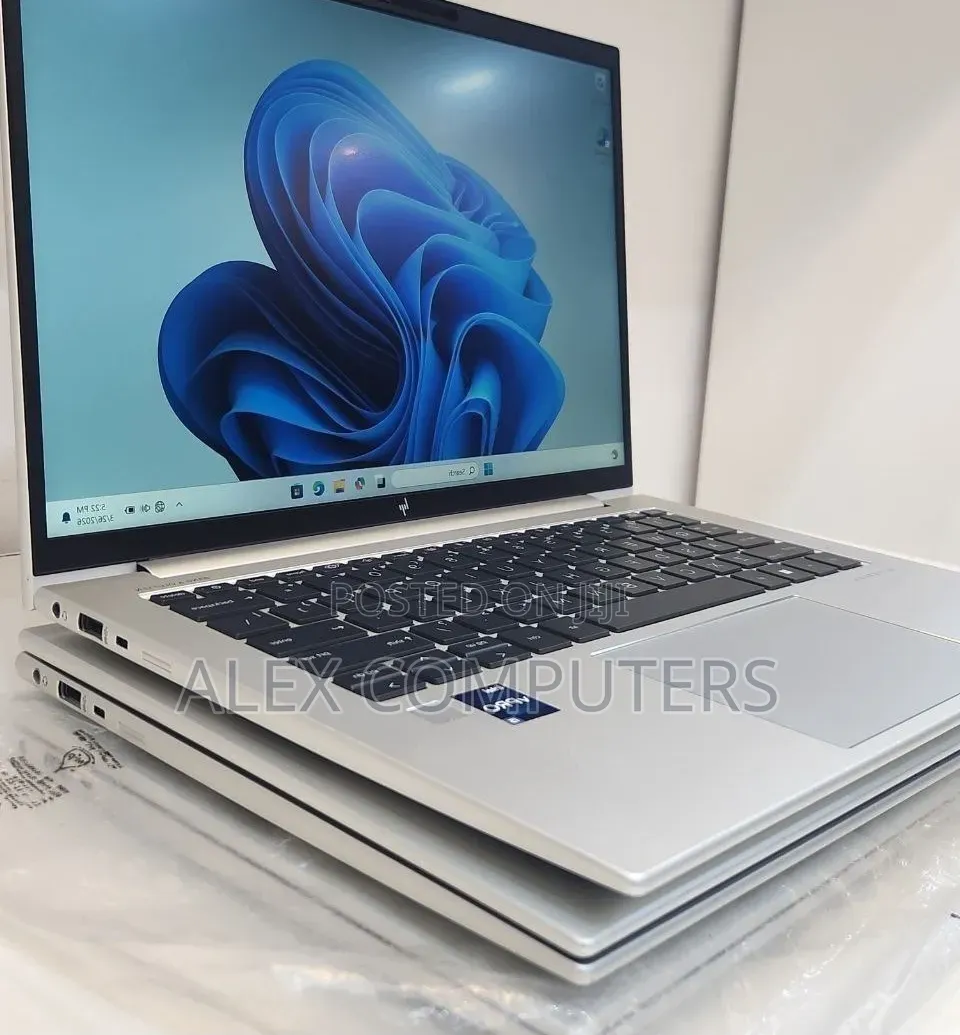 New Laptop HP EliteBook 840 16GB Intel Core i5 SSD 512GB