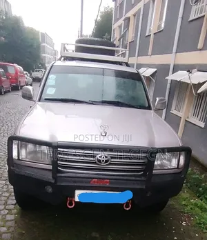 Toyota Land Cruiser 2004