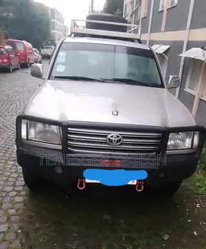 Toyota Land Cruiser 2004
