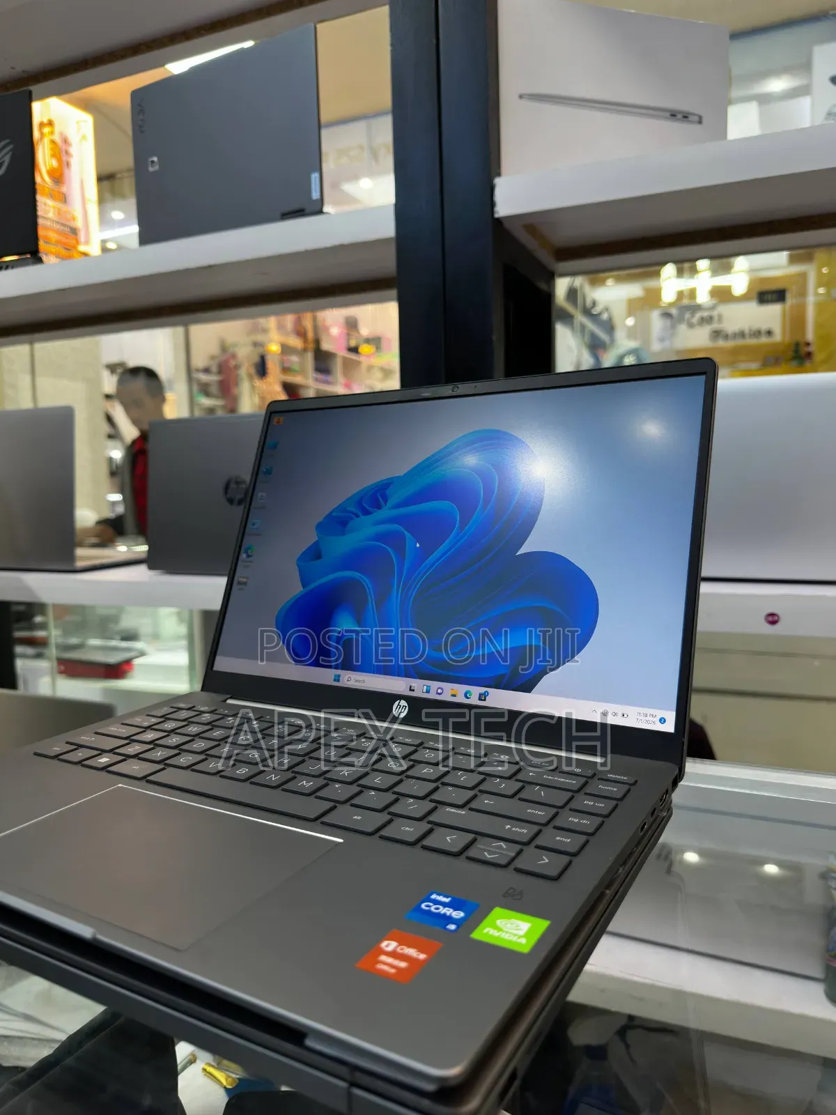 New Laptop HP Pavilion 14 16GB Intel Core i5 SSD 512GB