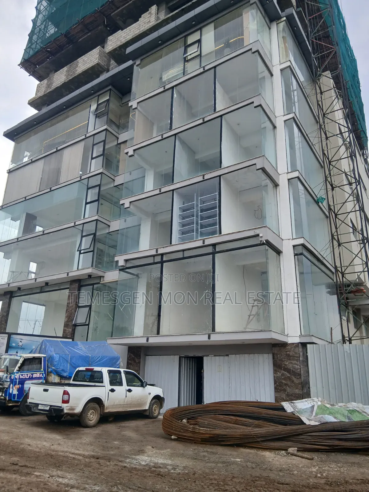 2bdrm Duplex in Mon Real Estate, Kolfe Keranio for sale