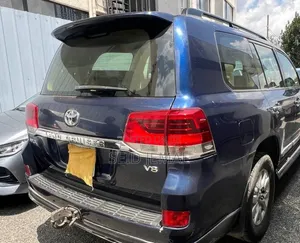 Toyota Land Cruiser 2017 Blue