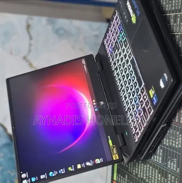 New Laptop Asus G71G 16GB AMD Ryzen 9 SSD 1T