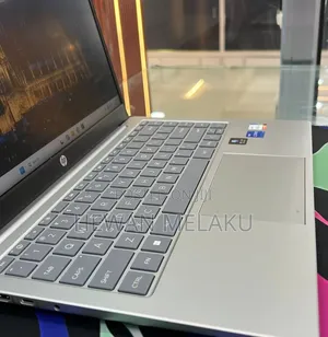 New Laptop HP Stream Notebook 16GB Intel Core i7 SSD 1T