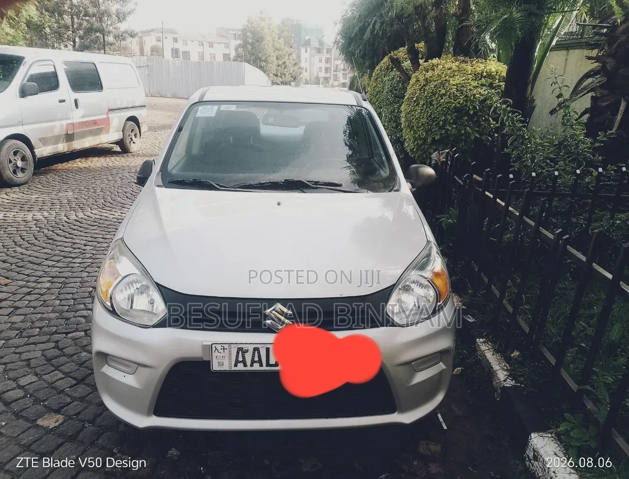 Suzuki Alto 2025 Silver