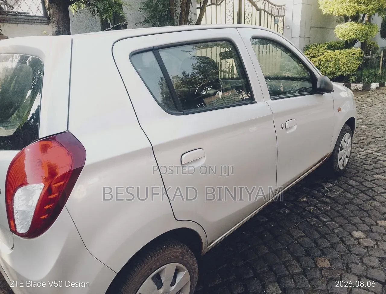 Suzuki Alto 2025 Silver