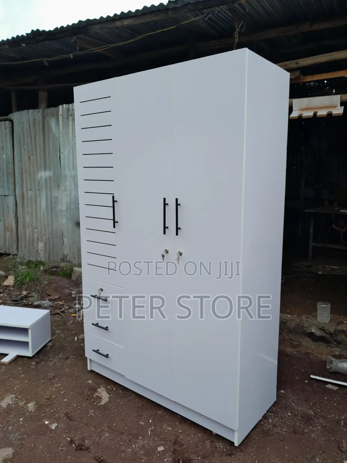 1.20m Wardrobe Within Shoes Rack