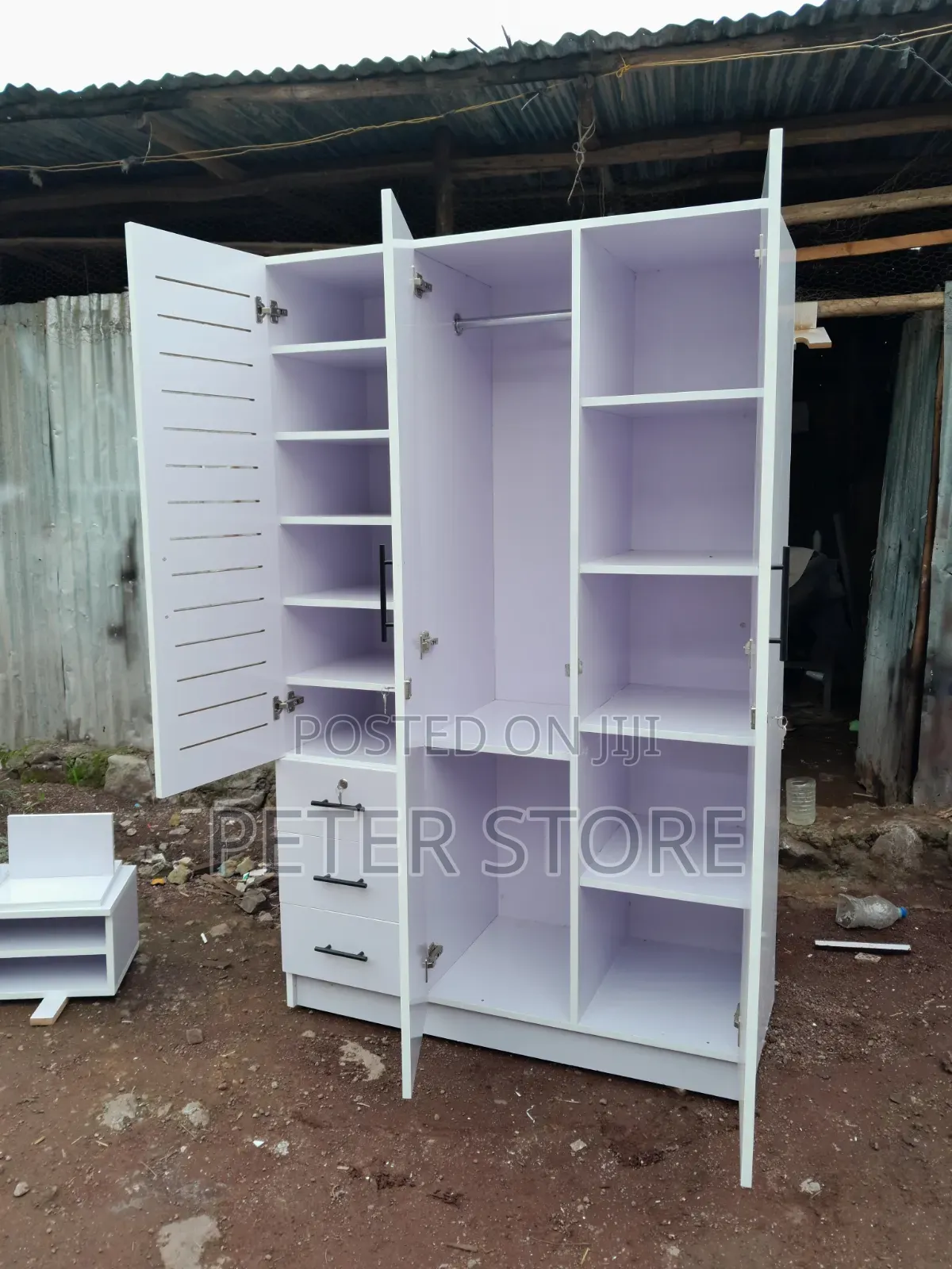 1.20m Wardrobe Within Shoes Rack