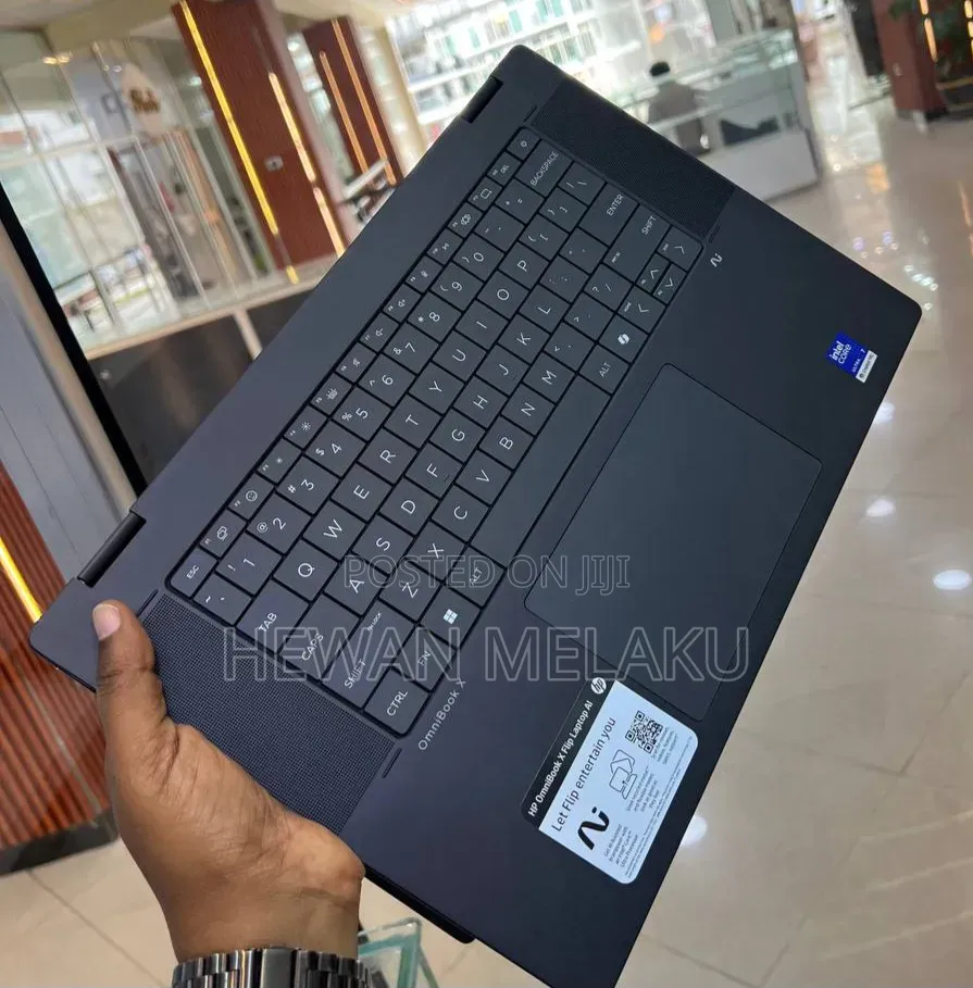 New Laptop HP OmniBook X Flip 16" 16GB Intel Core Ultra 7 SSD 1T