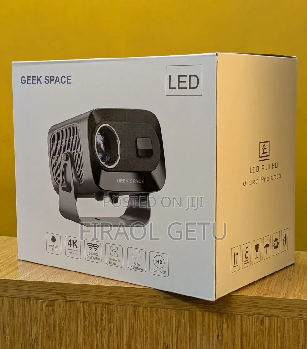  Geek Space A10 Plus - ዘመናዊና ተንቀሳቃሽ ፕሮጀክተር (Smart LED Projector)
