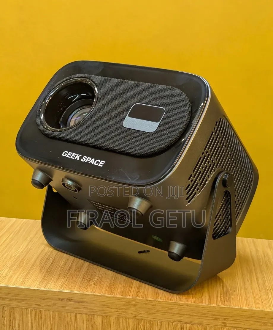  Geek Space A10 Plus - ዘመናዊና ተንቀሳቃሽ ፕሮጀክተር (Smart LED Projector)