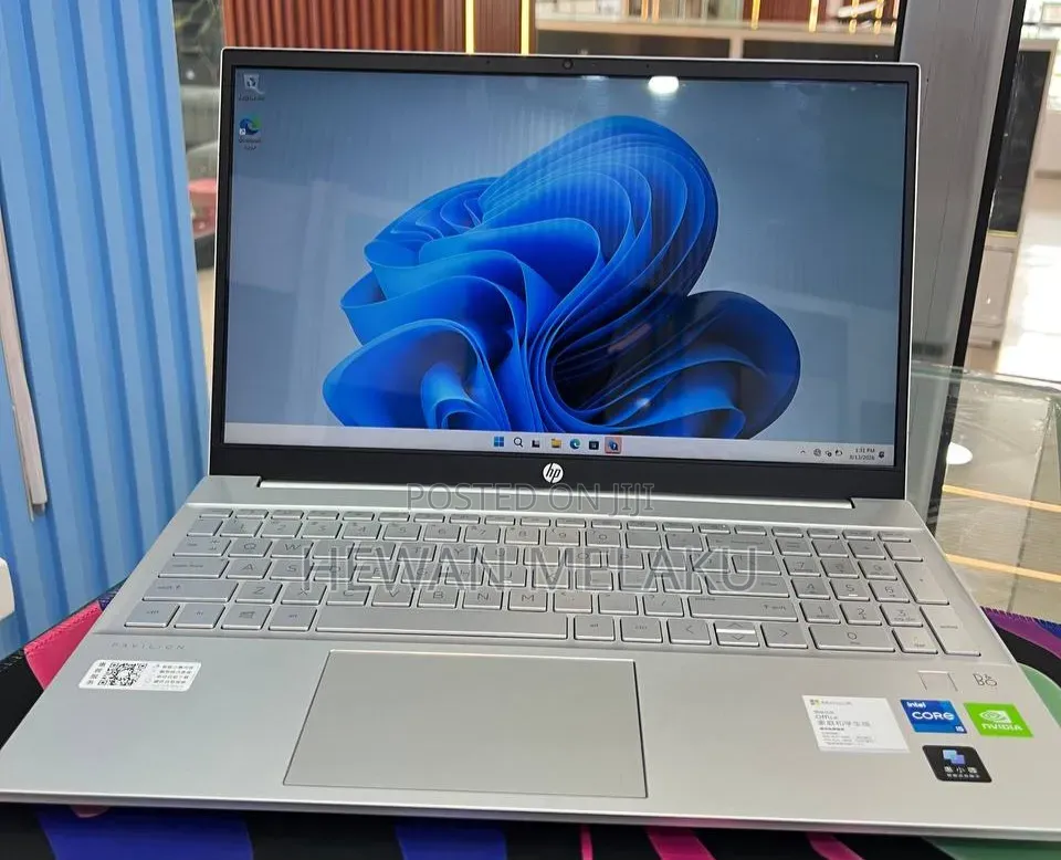 New Laptop HP Pavilion 15 16GB Intel Core i5 SSD 512GB