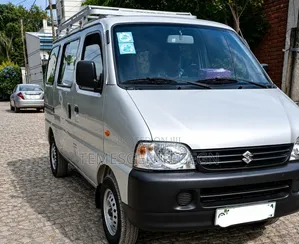 Suzuki Eeco 2024 Silver